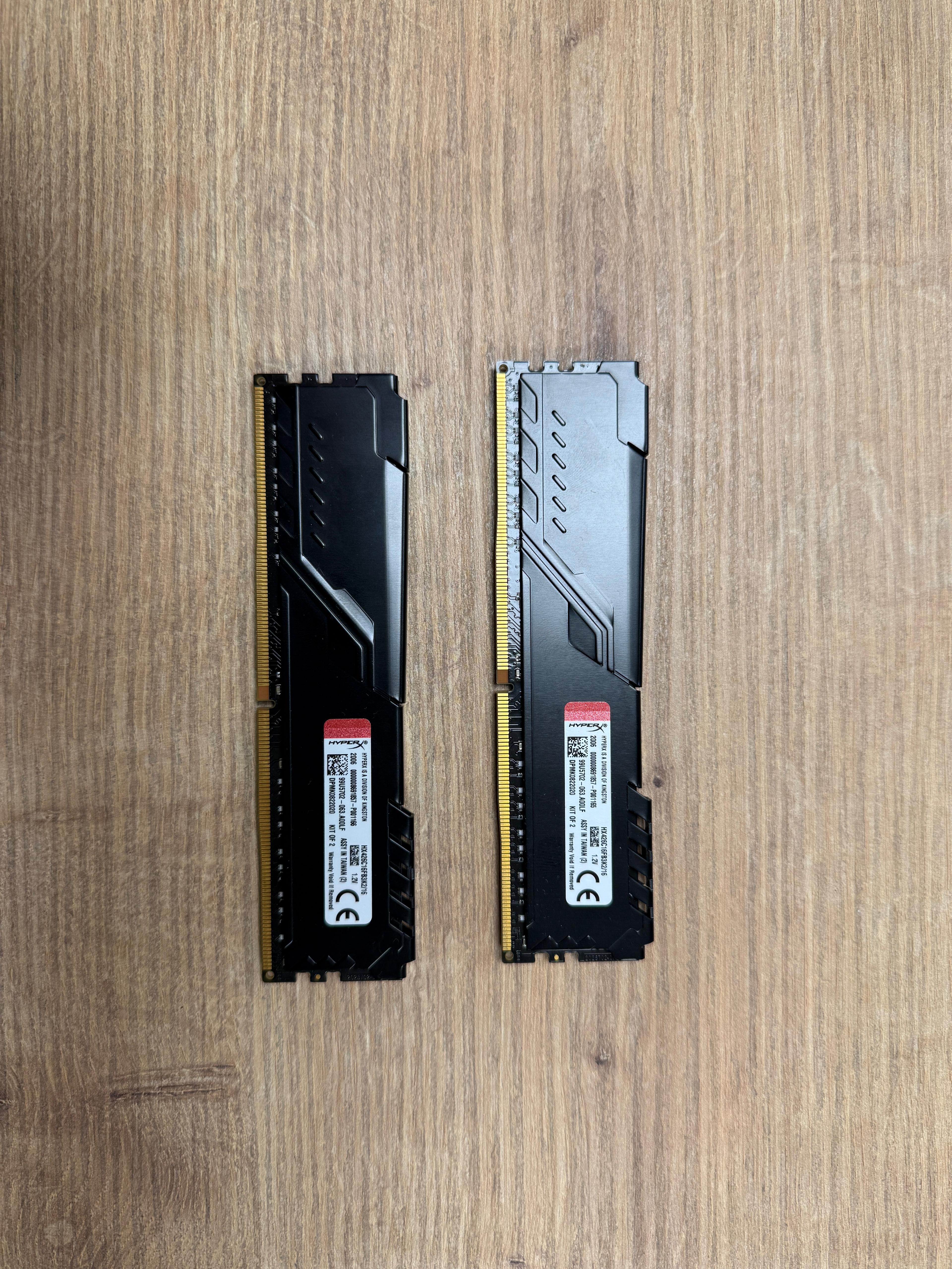 Kingston HyperX 16 GB (2x8) 2666 MHz DDR4 CL16 HX426C16FB3K216